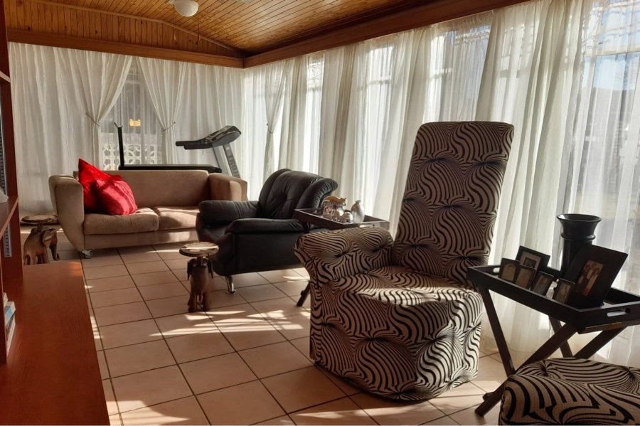 3 Bedroom Property for Sale in Flimieda North West